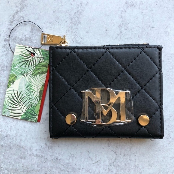 Badgley Mischka NWT Black Short Card Wallet - Picture 1 of 8
